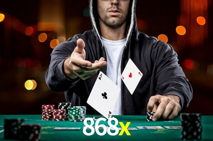 868x